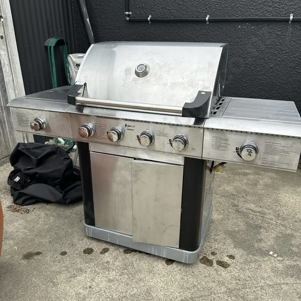 large Gascraft BBQ plus cover Image 1++
