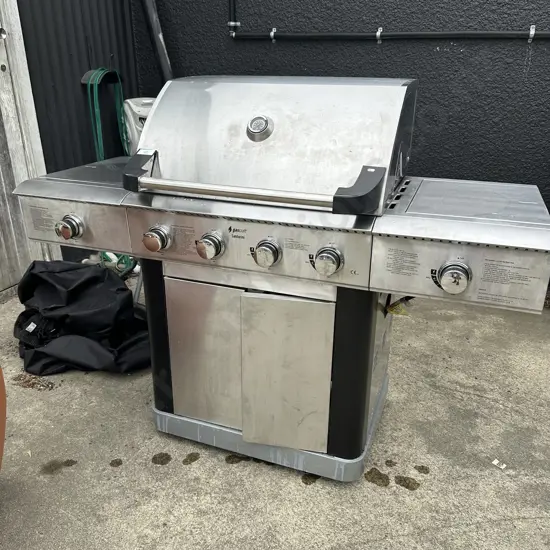 large Gascraft BBQ plus cover
