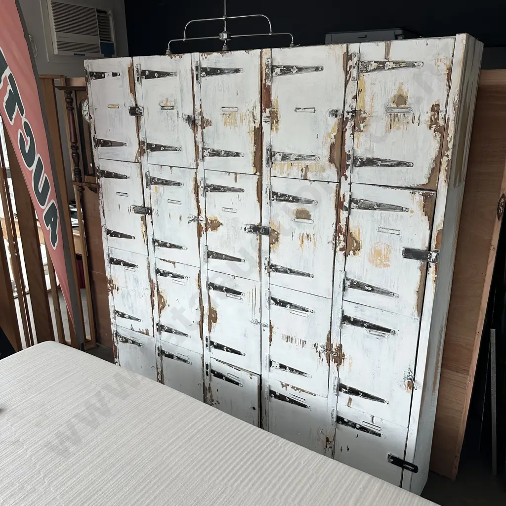 vintage pigeon hole unit 1600w x 1800h Image 1++