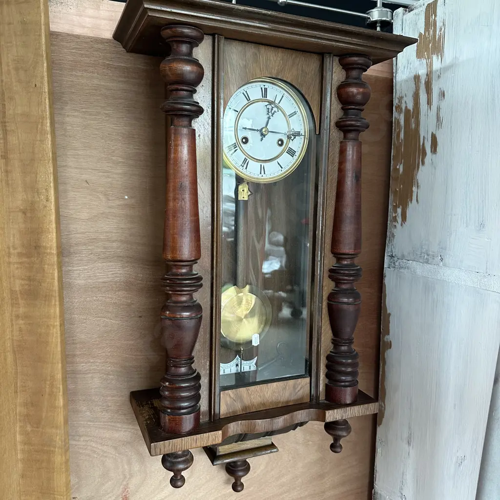 wall cased clock Image 1++