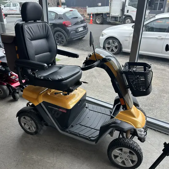 Electric mobility scooter, working well -Pride Pathrider 140XL