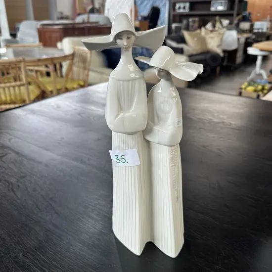 Lladro "Nuns" 33cm