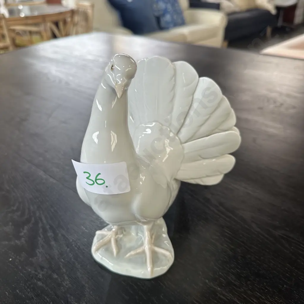 Lladro "Dove"  20cm Image 1++