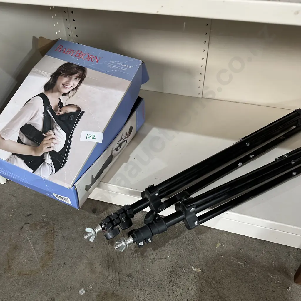 baby carrier plus tripods Image 1++