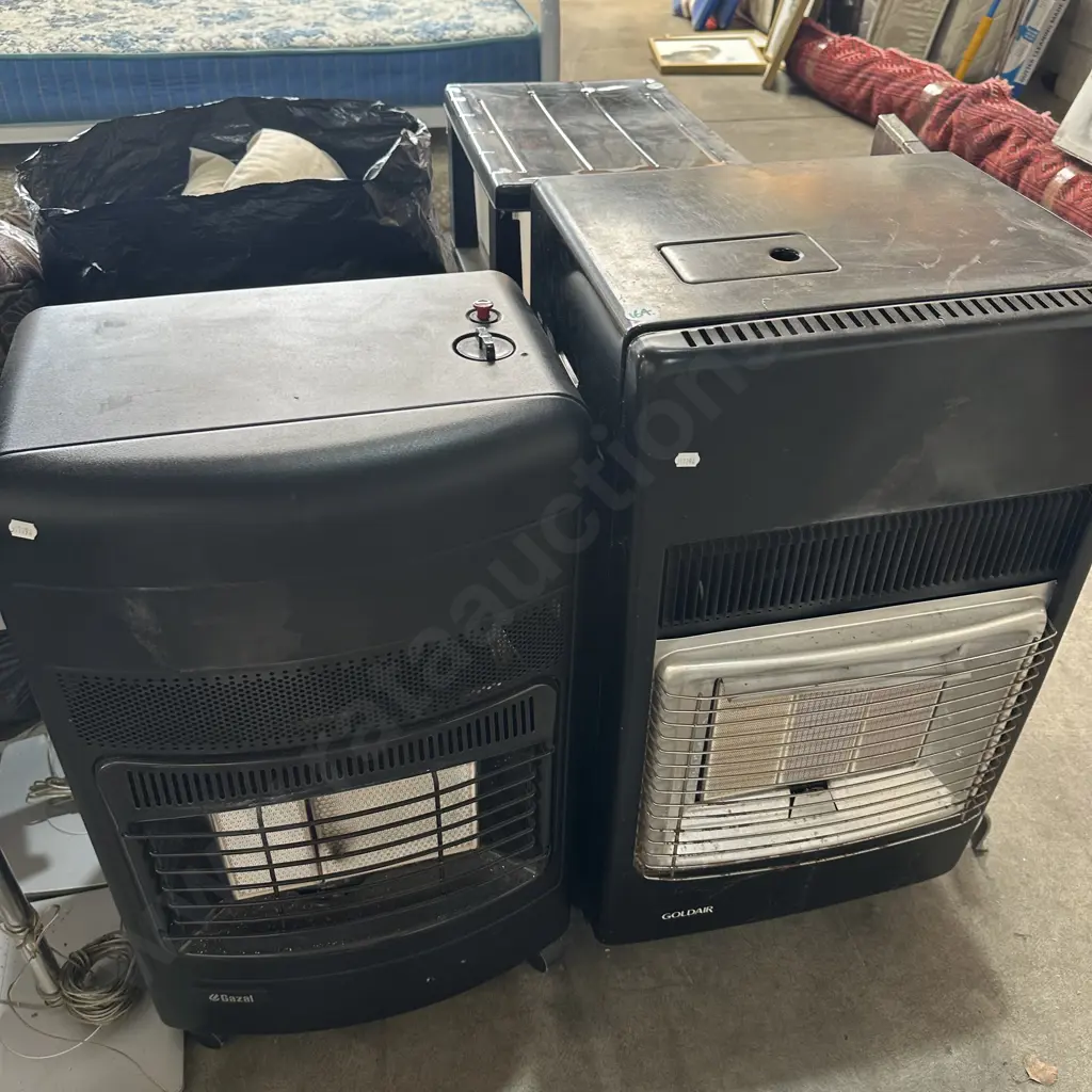2 gas heaters 1 full gas bottle Image 1++