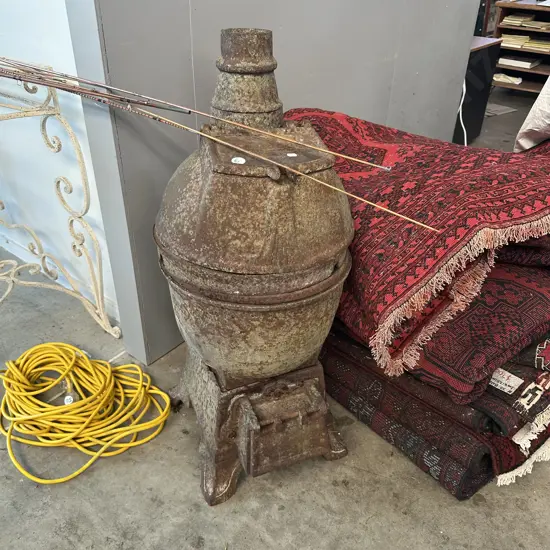 Romesse cast iron pot belly (needs foot re-attached)