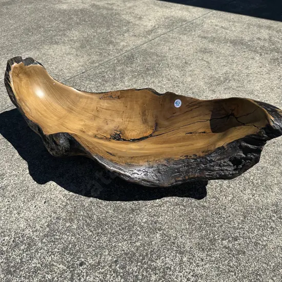 large NZ native driftwood bowl by Les Howell