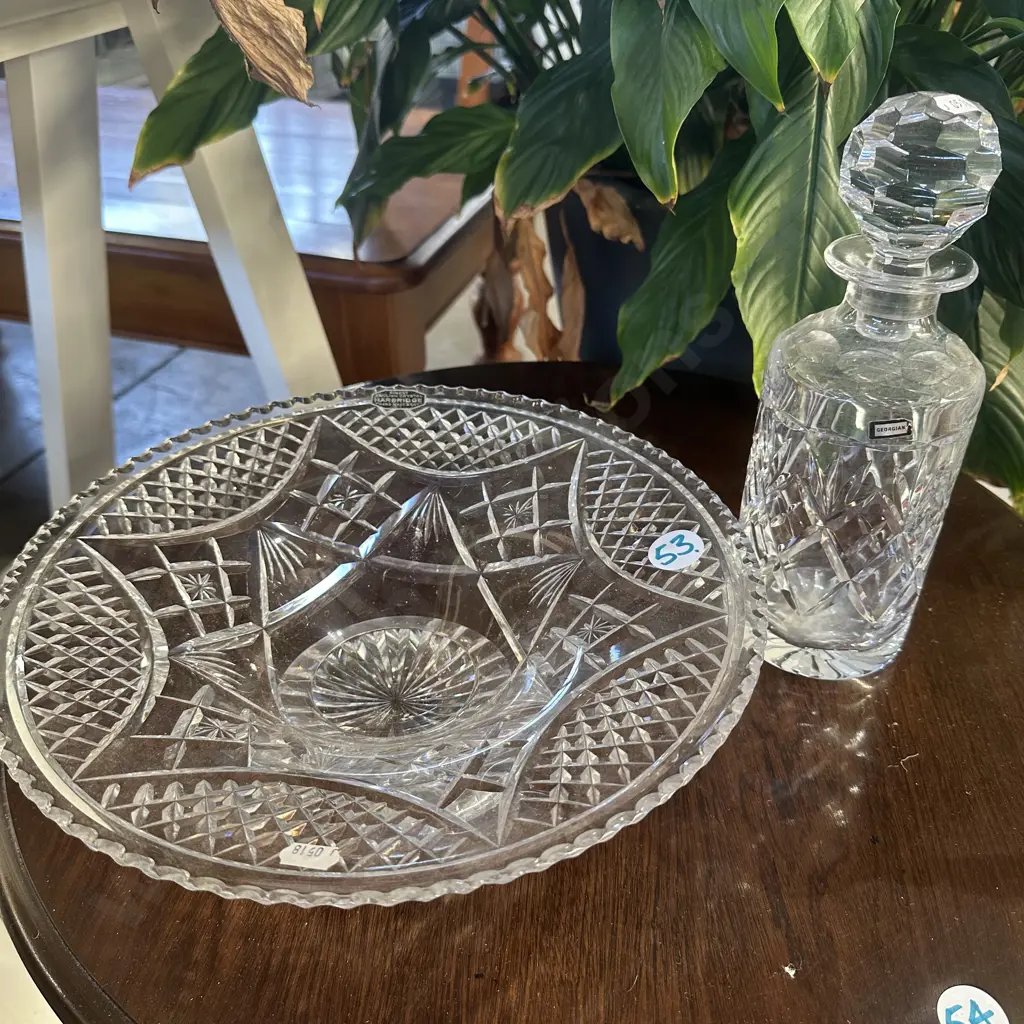 Harbridge crystal bowl & crystal decanter Image 1++