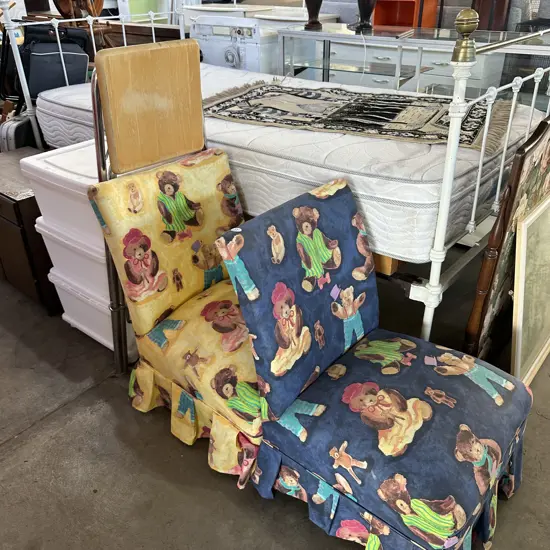 Pr bedroom chairs plus bar stool