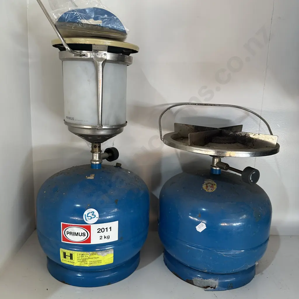 camping lantern and cooker Image 1++