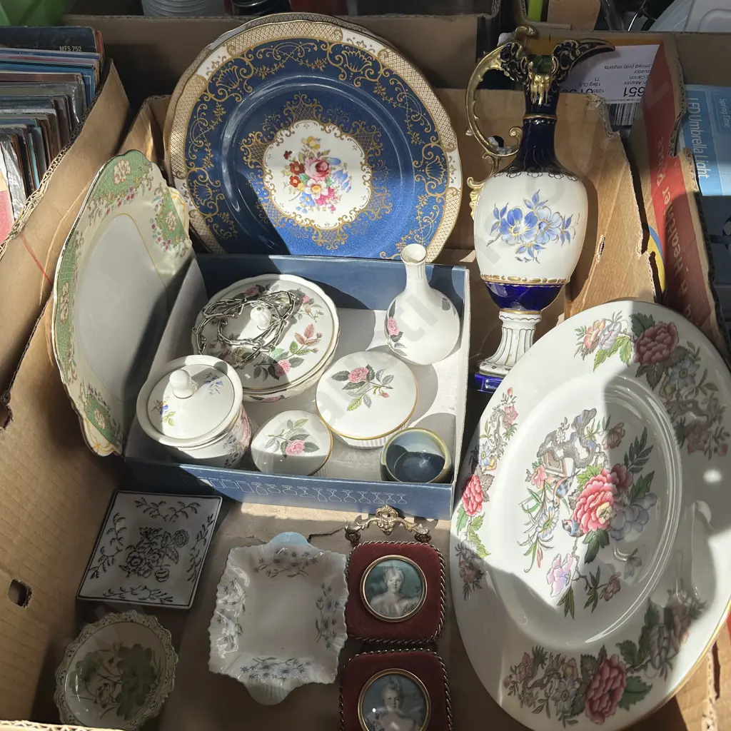English china plates and wedgwood etc. Image 1++