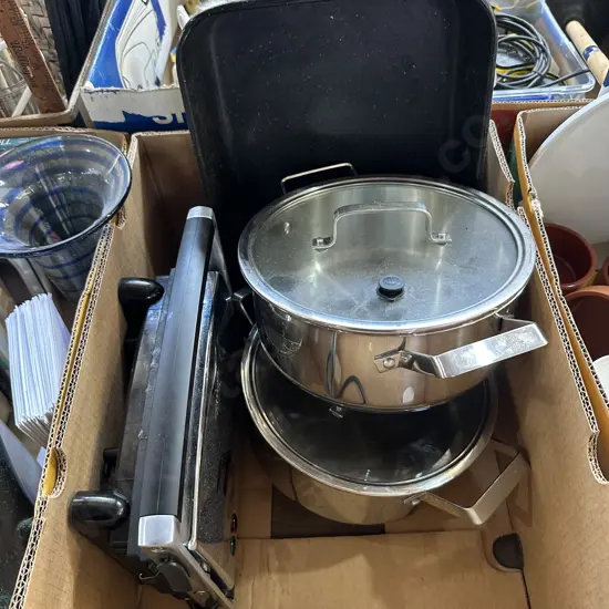 Roaster, lidded pots, sandwich press.