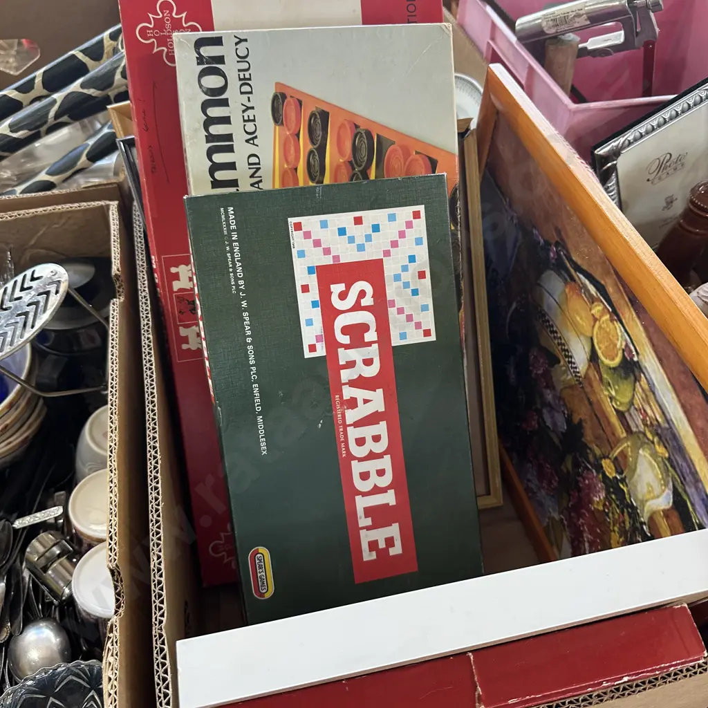 Box of games, picture frames and mirror etc. Image 1++