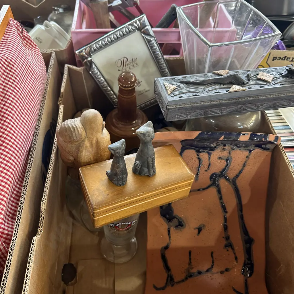 Box of large vases, pottery, cat and wooden items etc. Image 1++