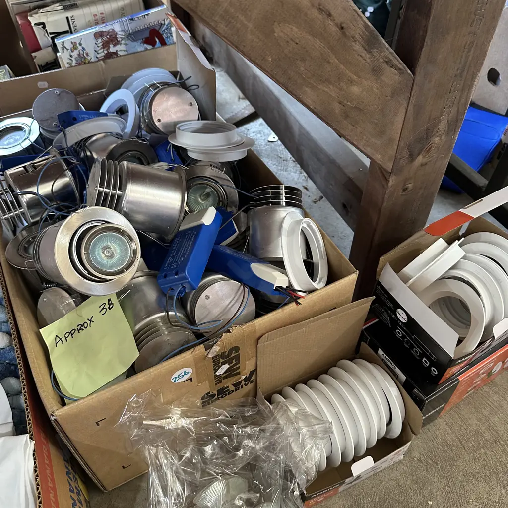 Approx 38 downlights and lamps to fit them. Image 1++