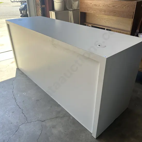 Shop counter 2000 x 650