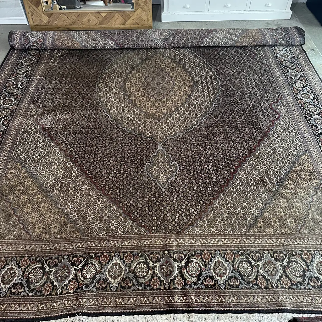 Iranian persian rug approx 4m x 3m Image 1++