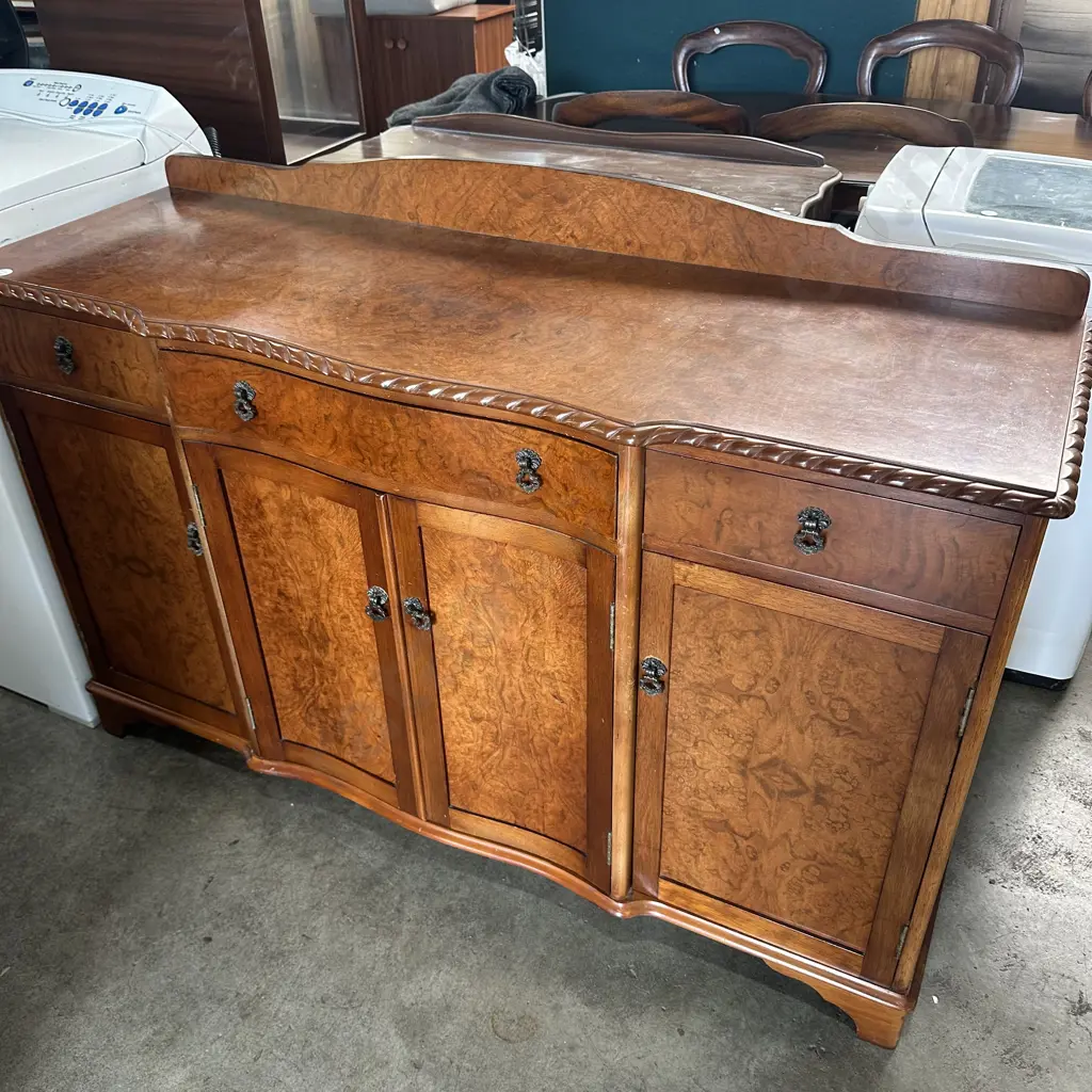Burr Walnut rope edge sideboard, solid with dove tailing Image 1++