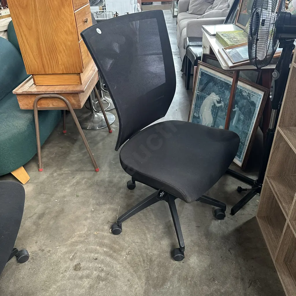 good office chair Image 1++