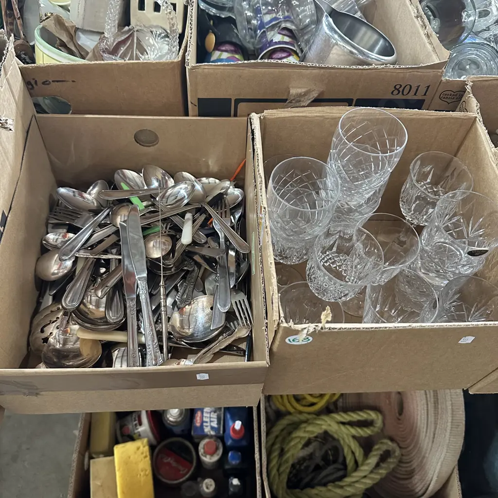 Two boxes cutlery and crystal glasses. Image 1++