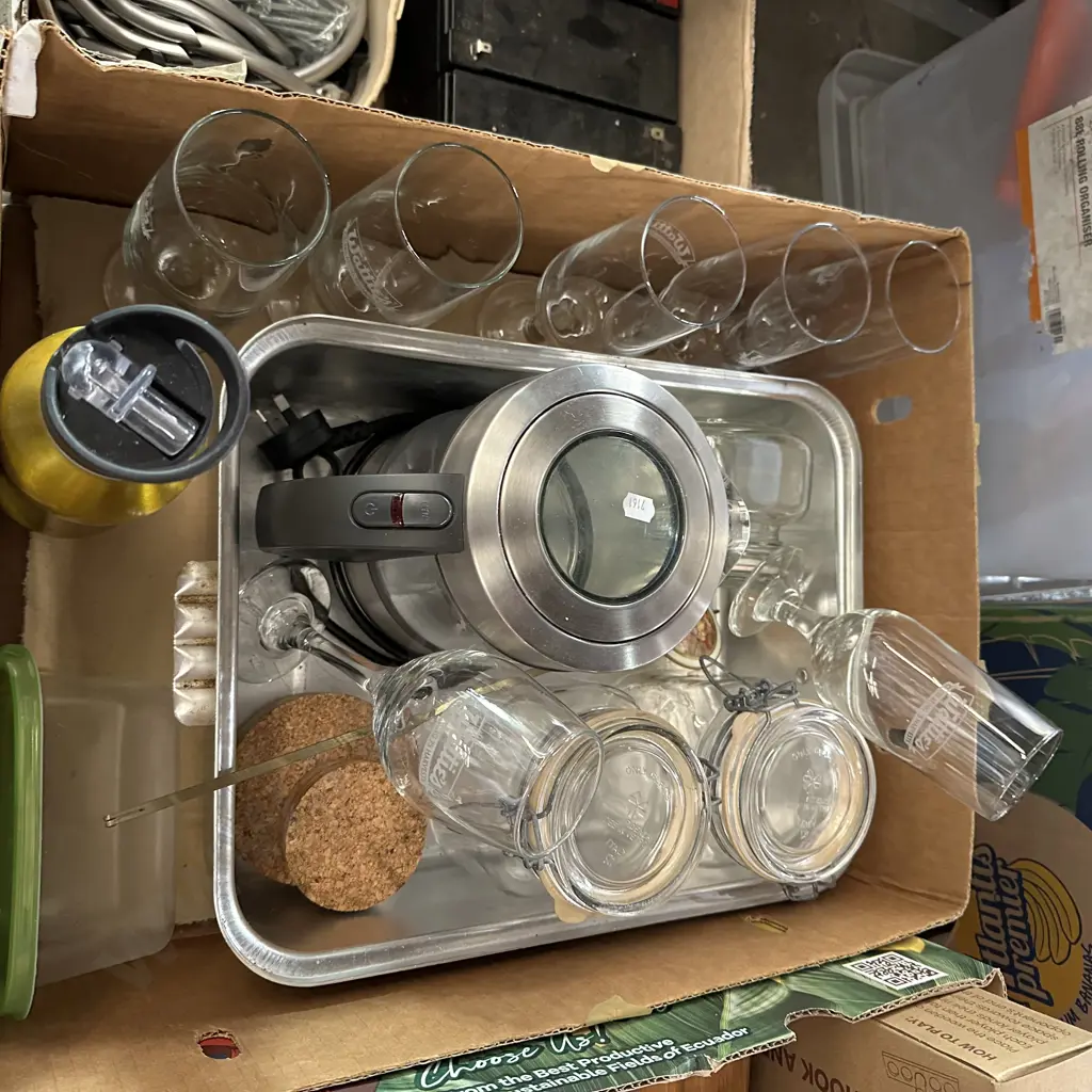 Box including roaster, electric jug, canisters and "Watties" 75 Years glasses etc. Image 1++