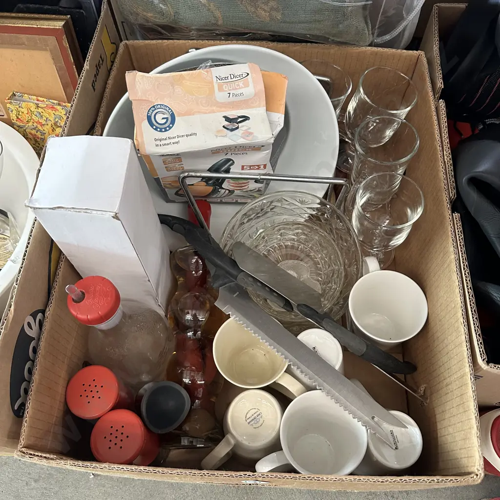 Box of assorted cups, bowls, knives plus cushions etc. Image 1++