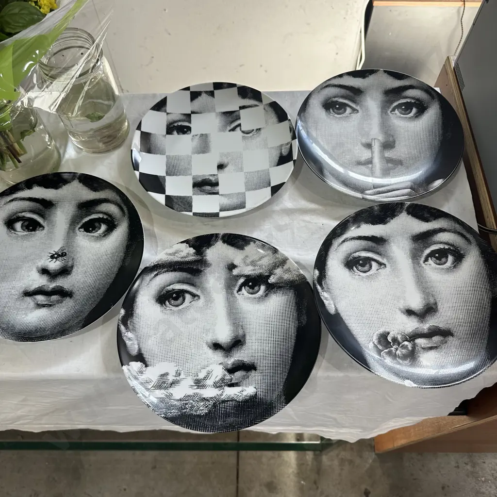 Two boxe inc 5 FORNASETTI - MILANO wall plates (one is chipped) Image 1++