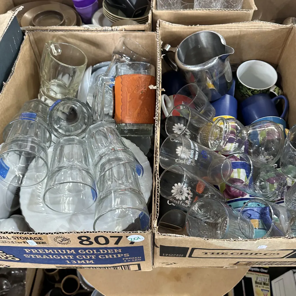 Two boxes dinner set, glasses and cups etc. Image 1++