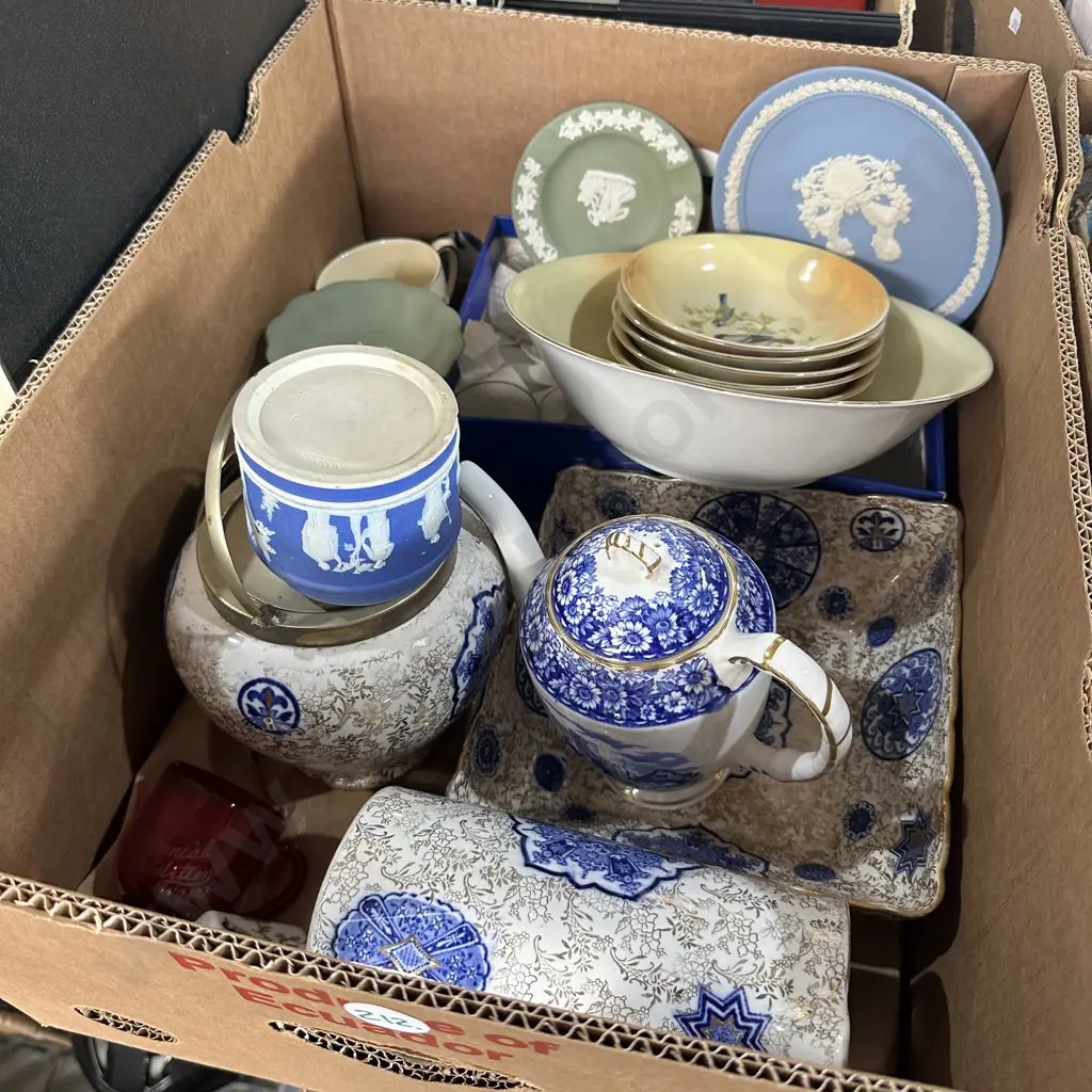 Box of china, glasses and wedgwood etc. Image 1++