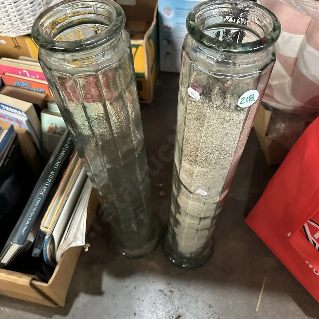 Pair of long jars Image 1++