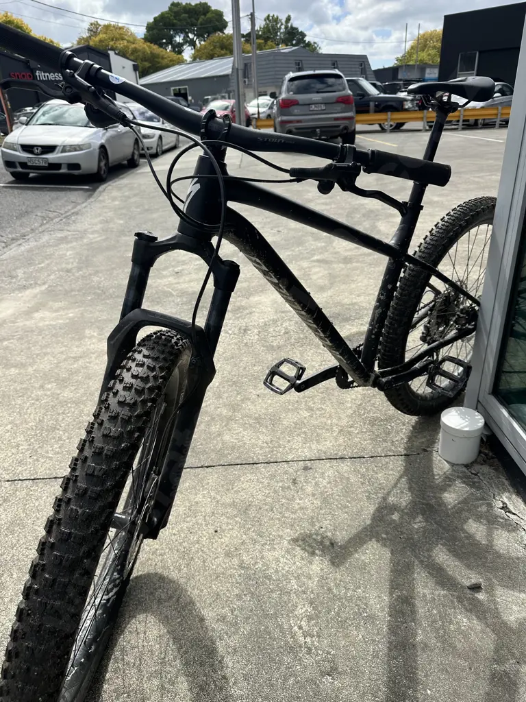 Specialized bike, hardtail size L - excellent condition Image 1++