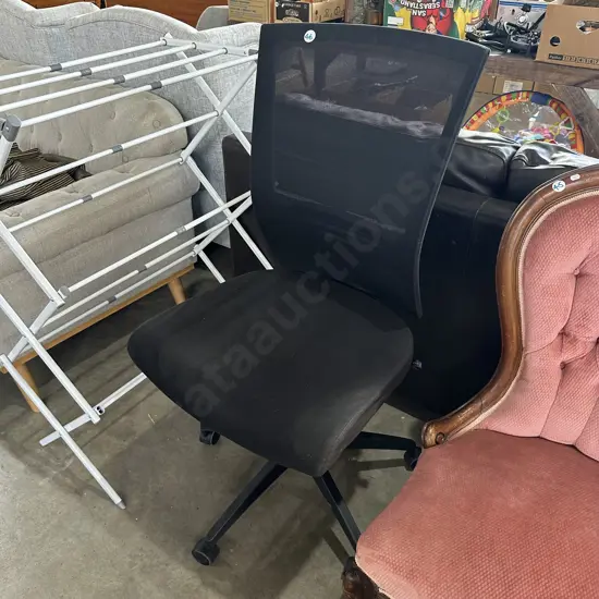 good Jasper J office chair