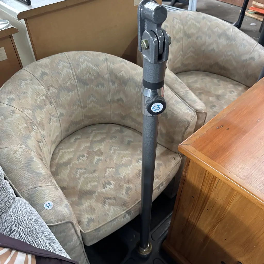 Pr tub chairs Image 1++