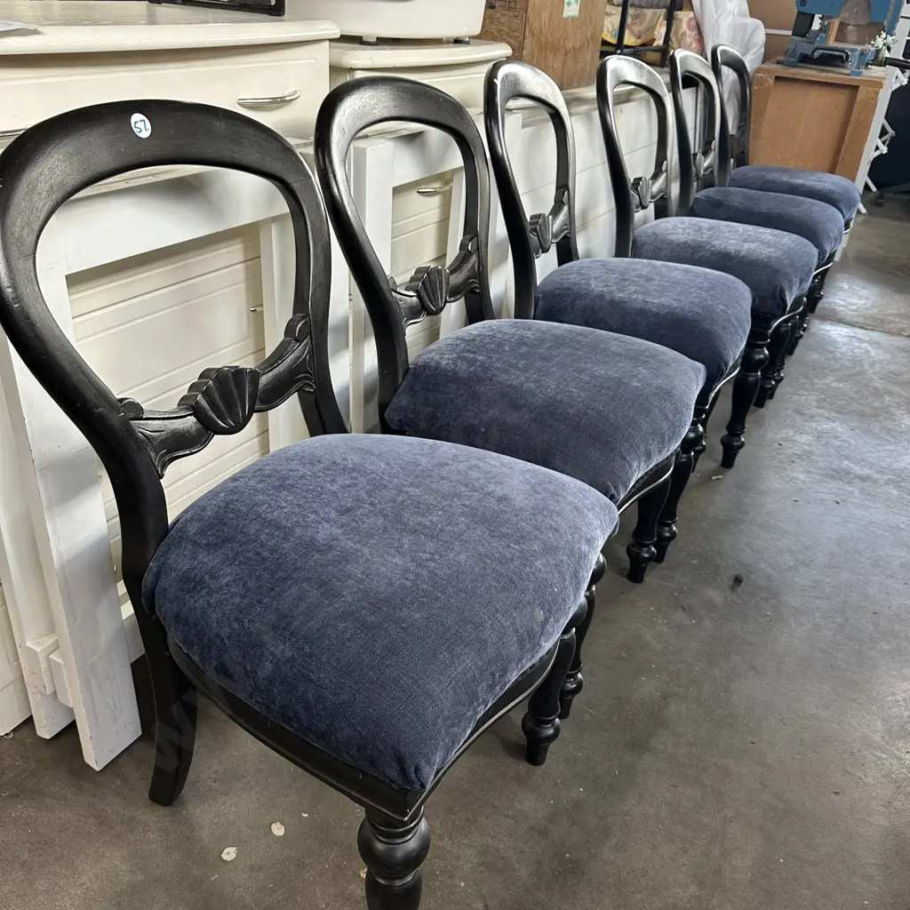 6 recovered ballon back chairs Image 1++