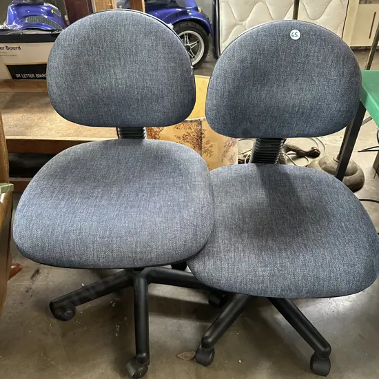 2 office chairs