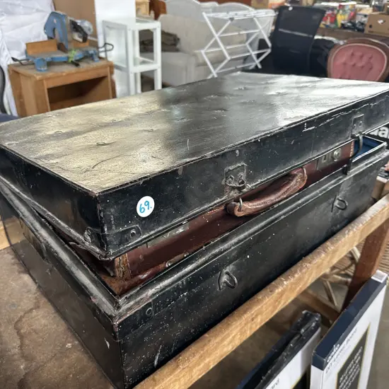 travel trunk and 2 leather cases as is