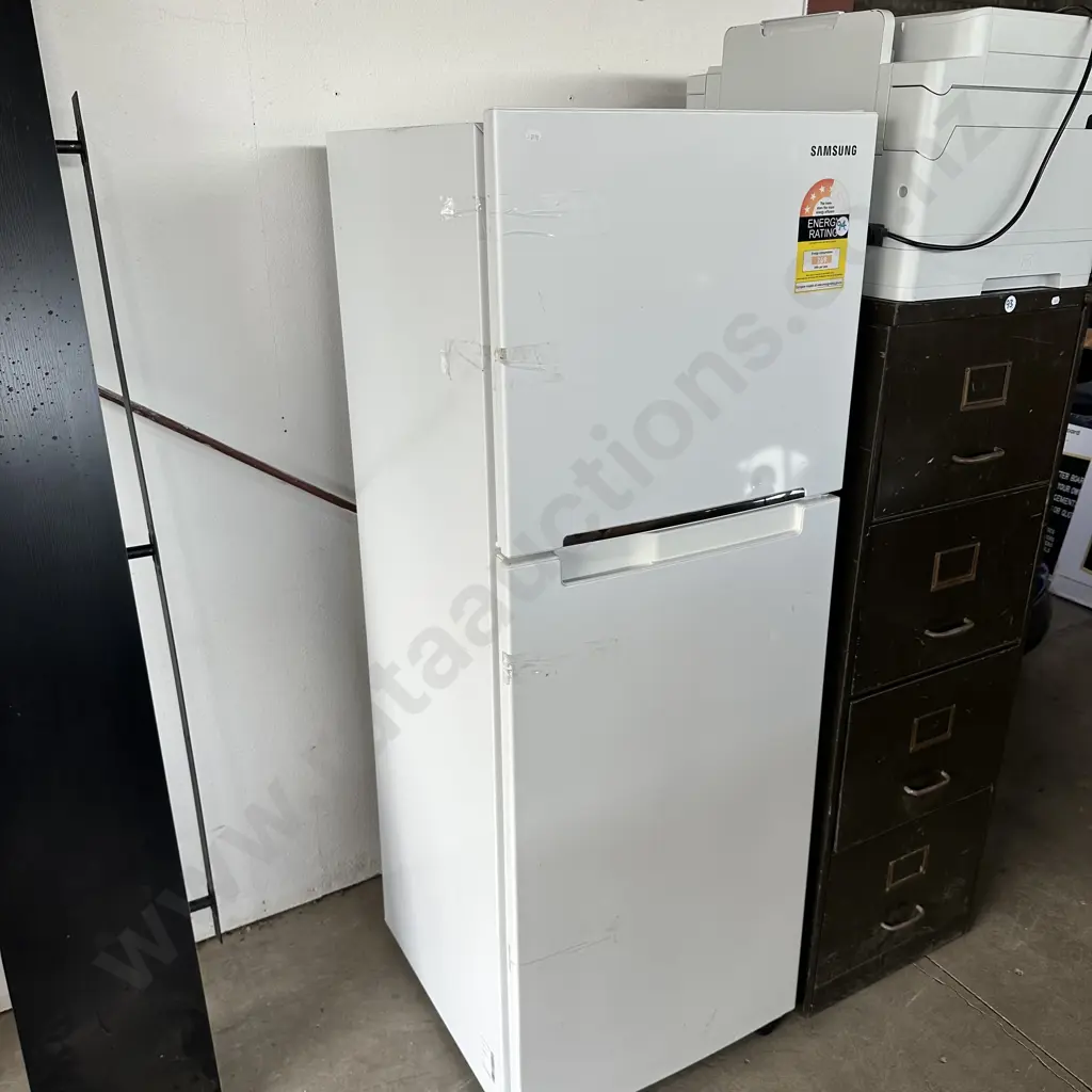 fridge freezer Image 1++