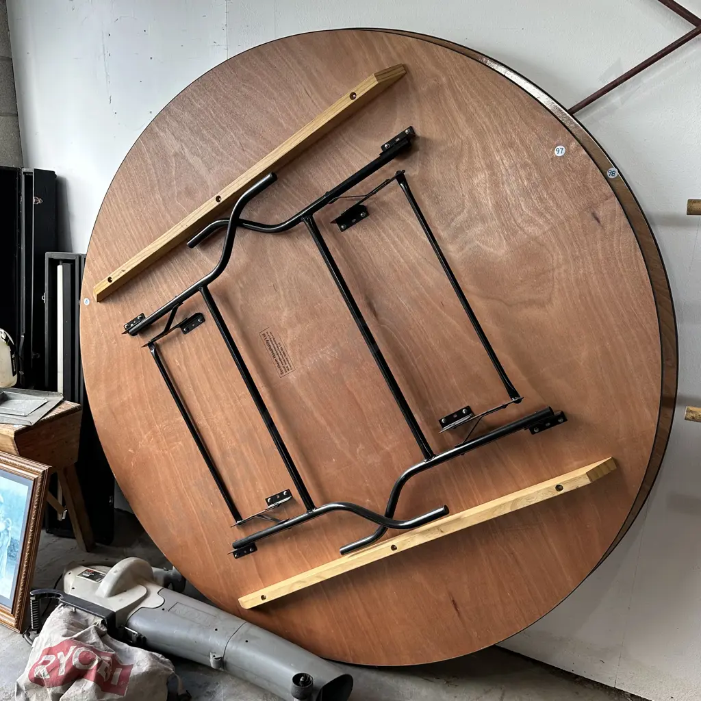 large catering trestle table Image 1++