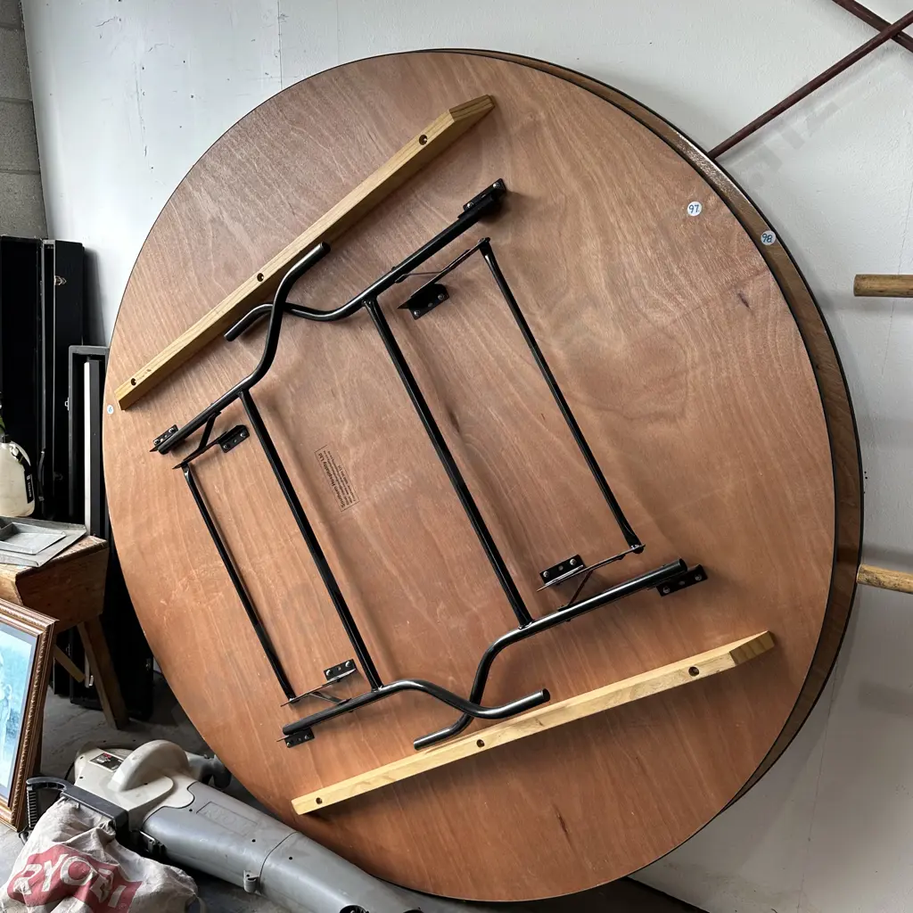 large catering trestle table Image 1++