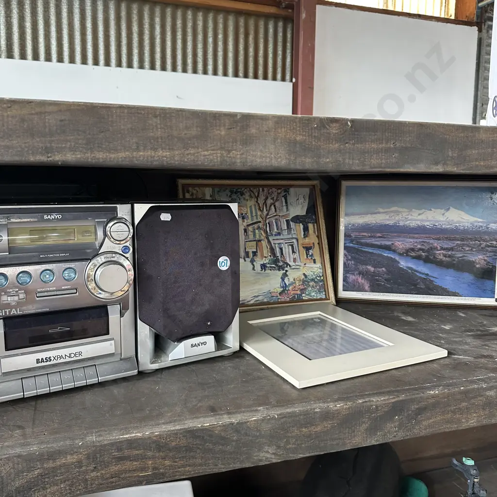 stereo and pictures Image 1++