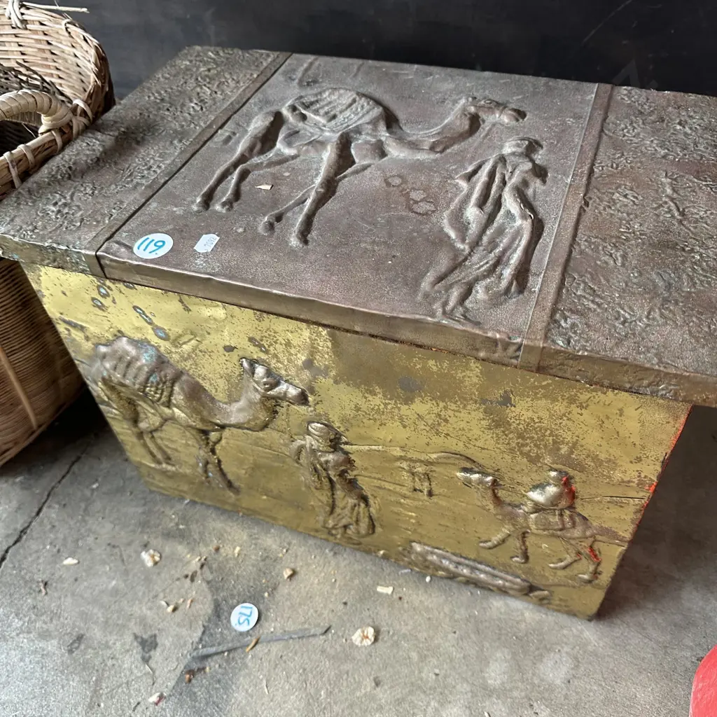 brass wood box Image 1++