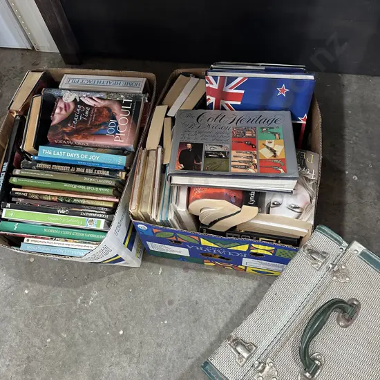 2 box books plus slide machine