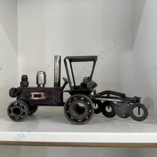 Tractor metal art.