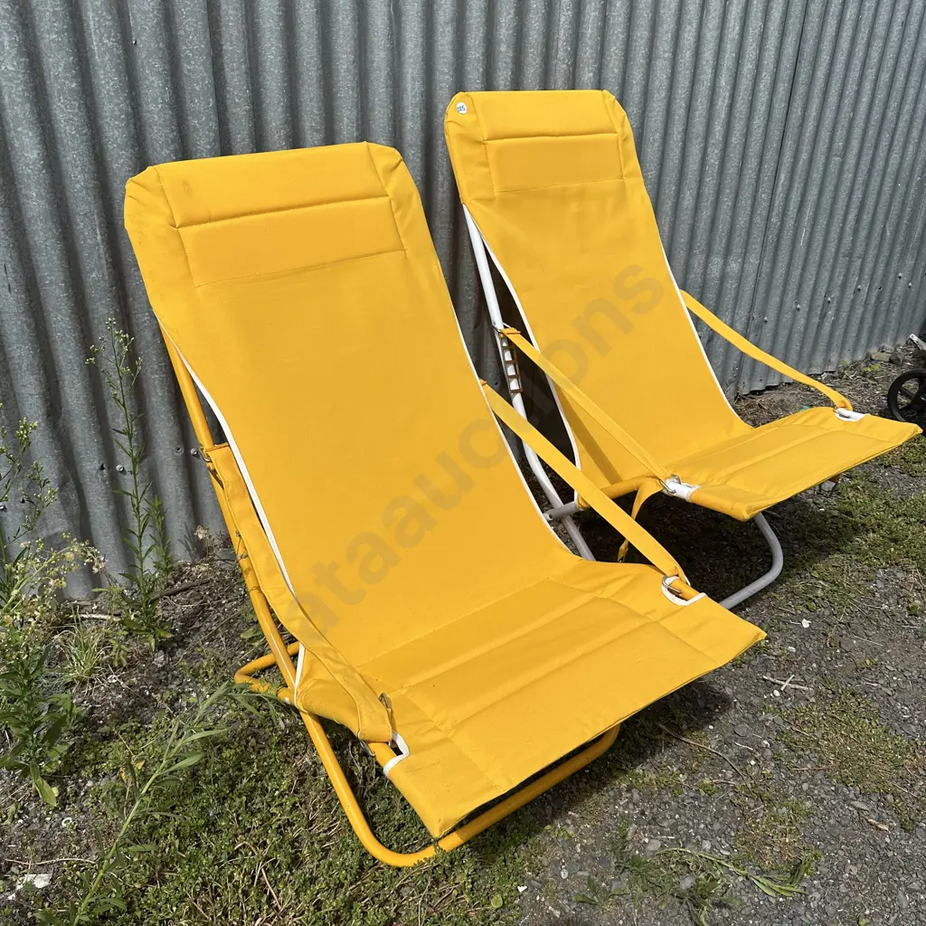 Two outdoor loungers - good condition. Image 1++