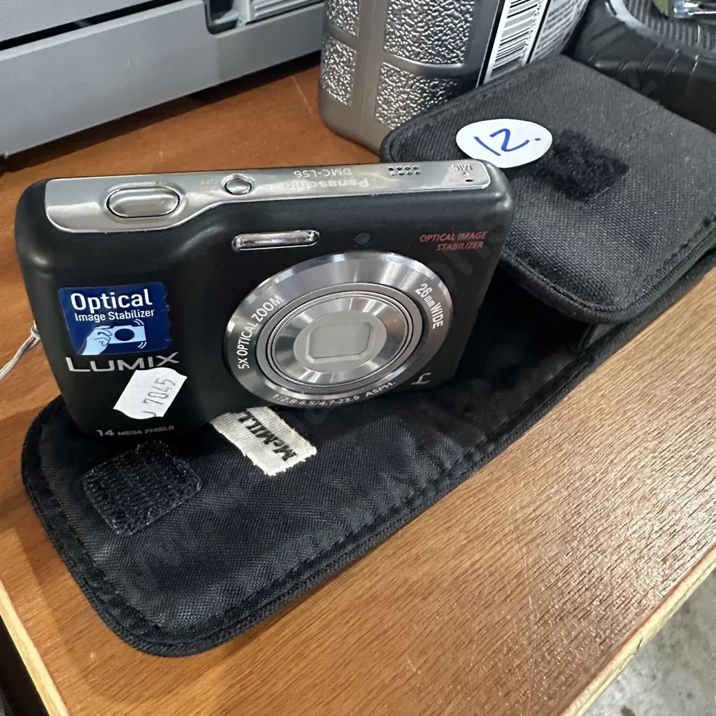 panasonic lumix camera Image 1++