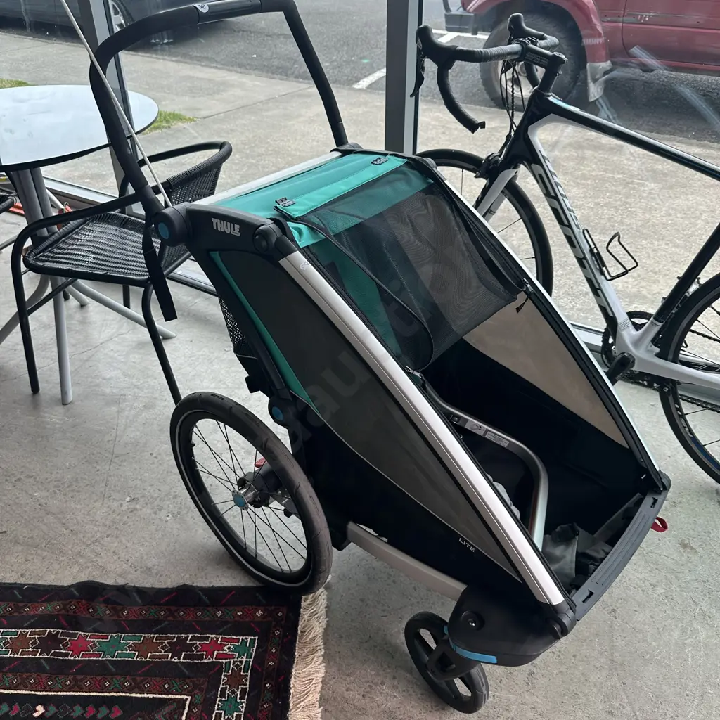Thule pram/bike pod Image 1++