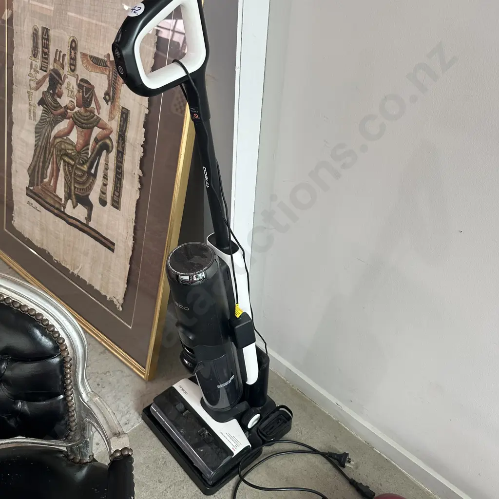 tineco stick vac Image 1++