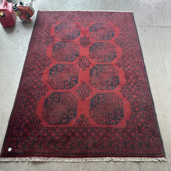 persian rug "elephant foot" 177 x 124