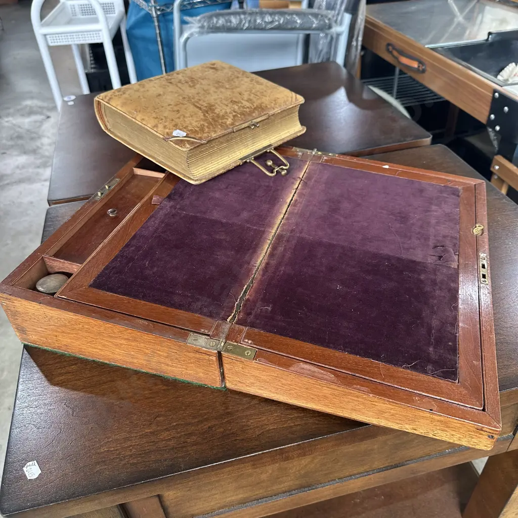 writing box and photo album Image 1++