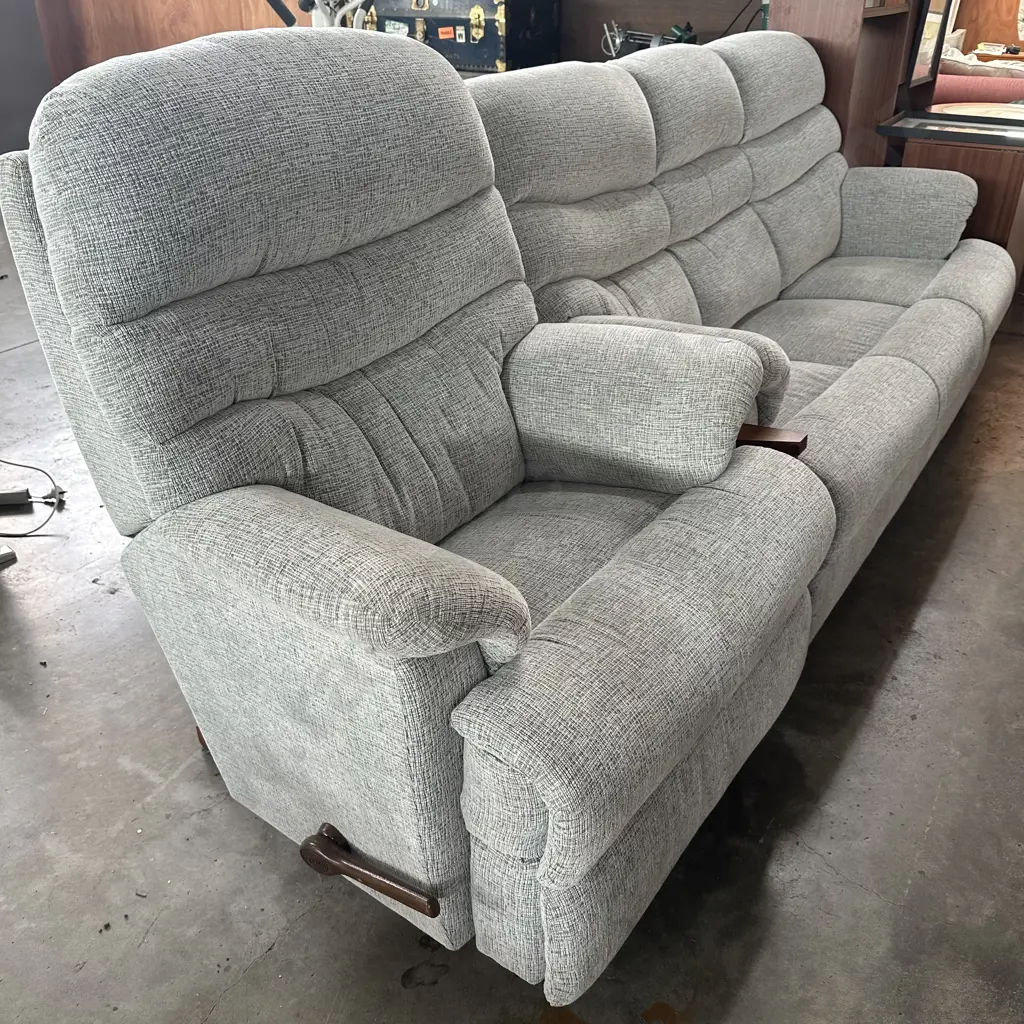 LaZy Boy couch and recliner chair very good condition Image 1++